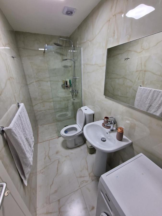Hq Apartment In Center Tirana Exterior foto
